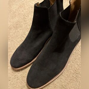 New Steve Madden Chukka Boots - Suede